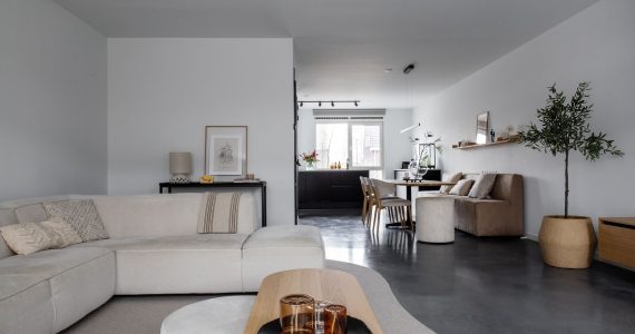 gevlinderde betonvloer woonkamer