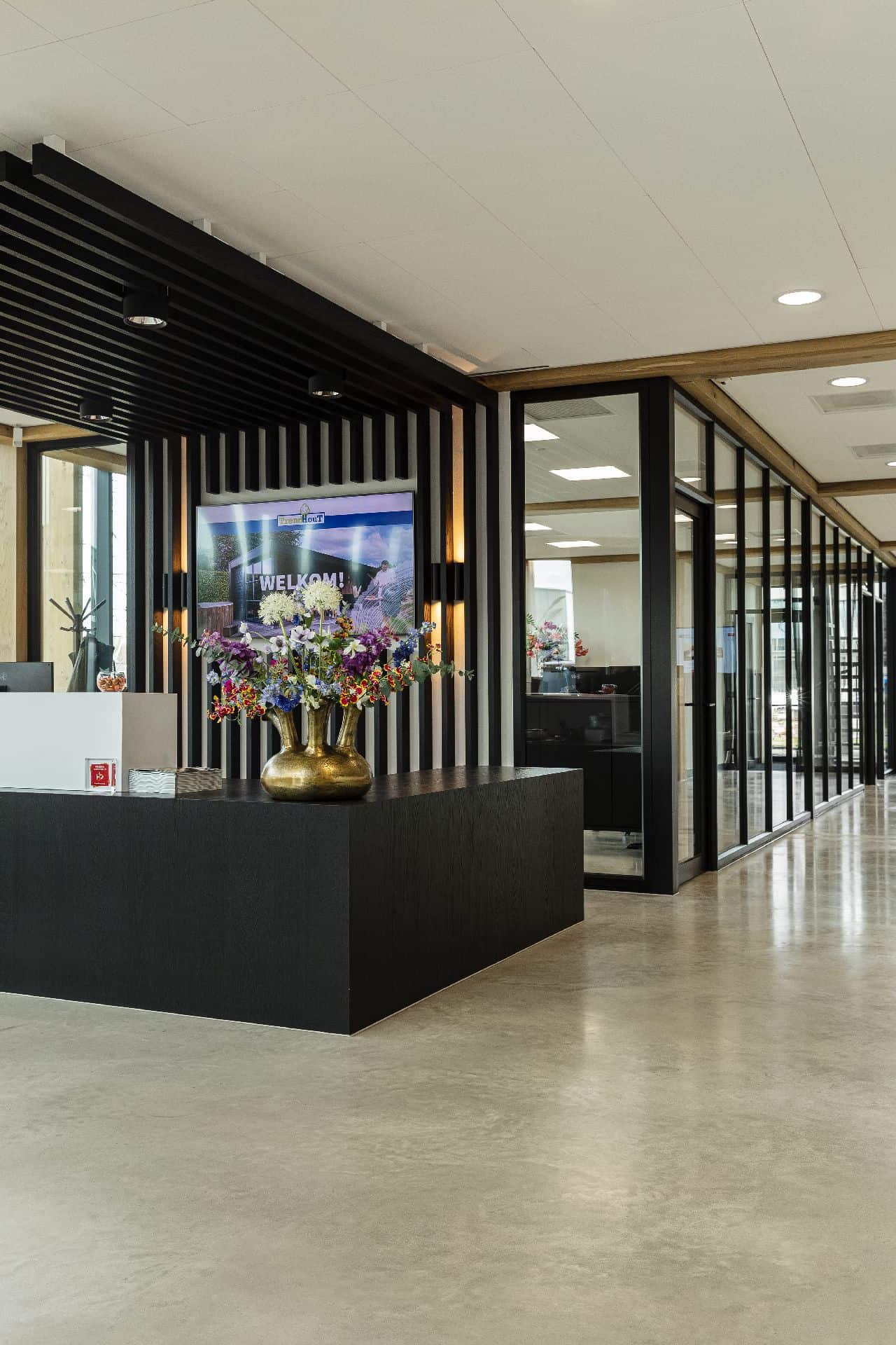 betonvloer bedrijfspand