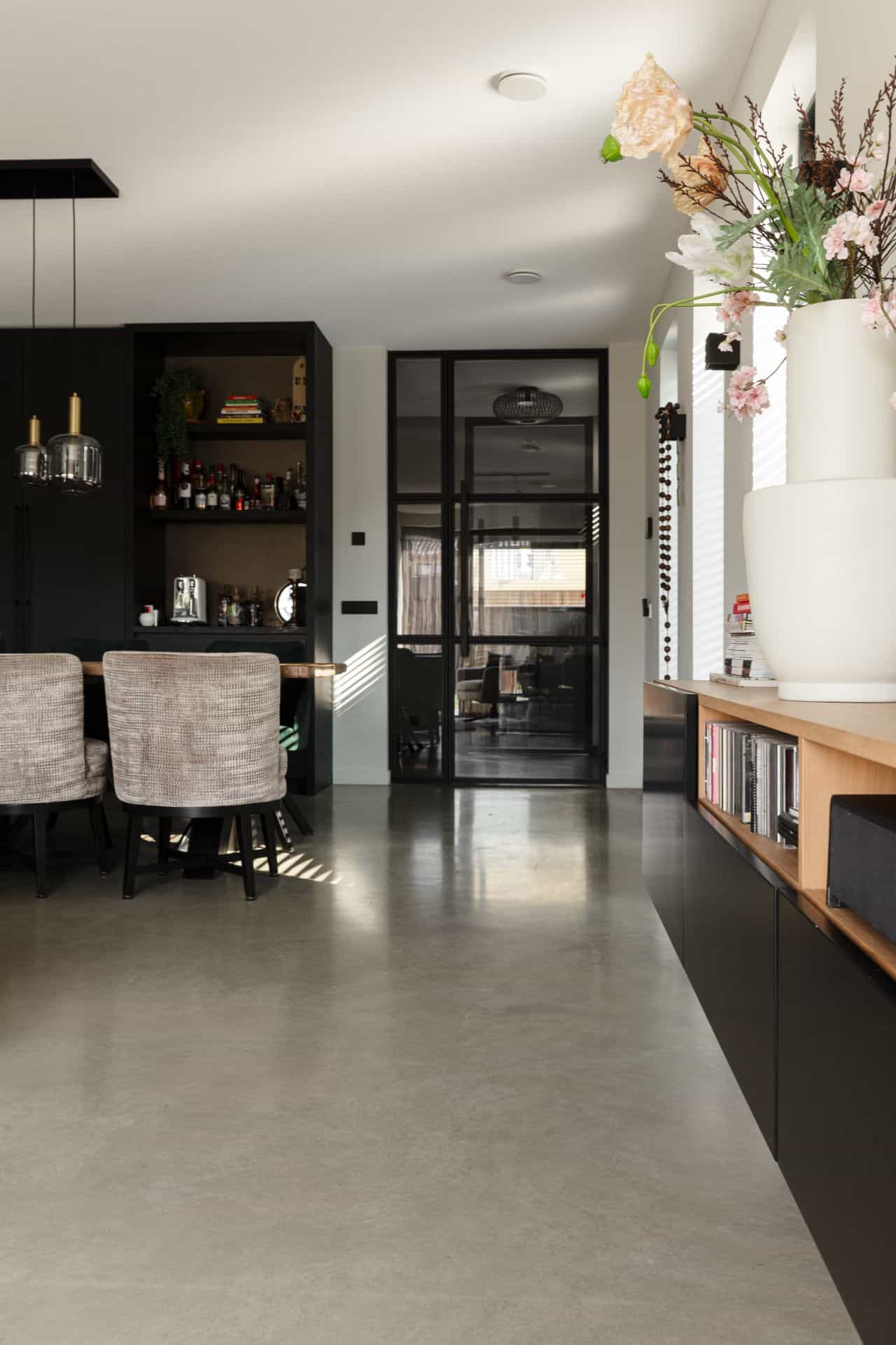 gevlinderde betonvloer cothen