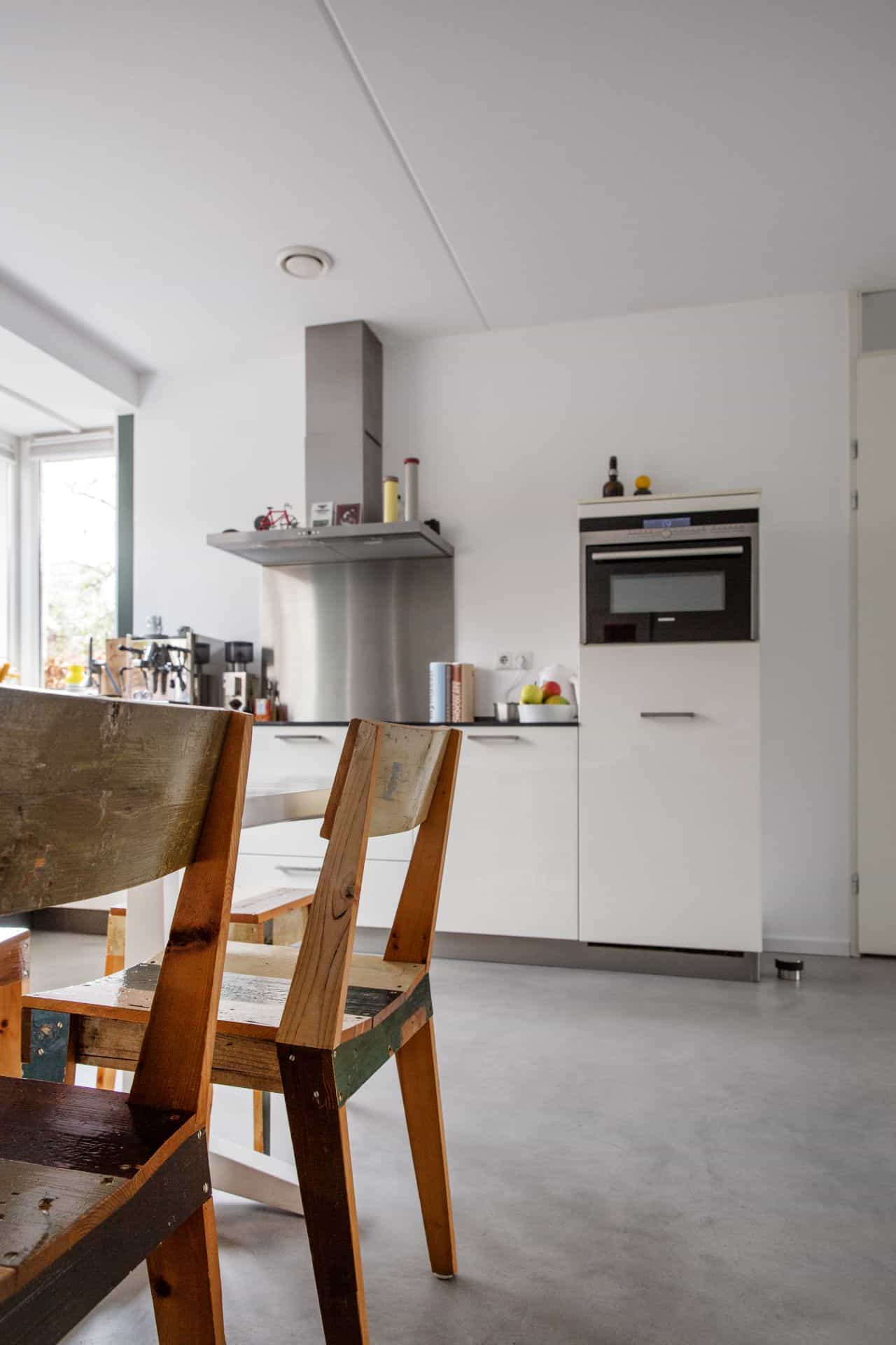 vintage keuken italiaanse betonlook vloer