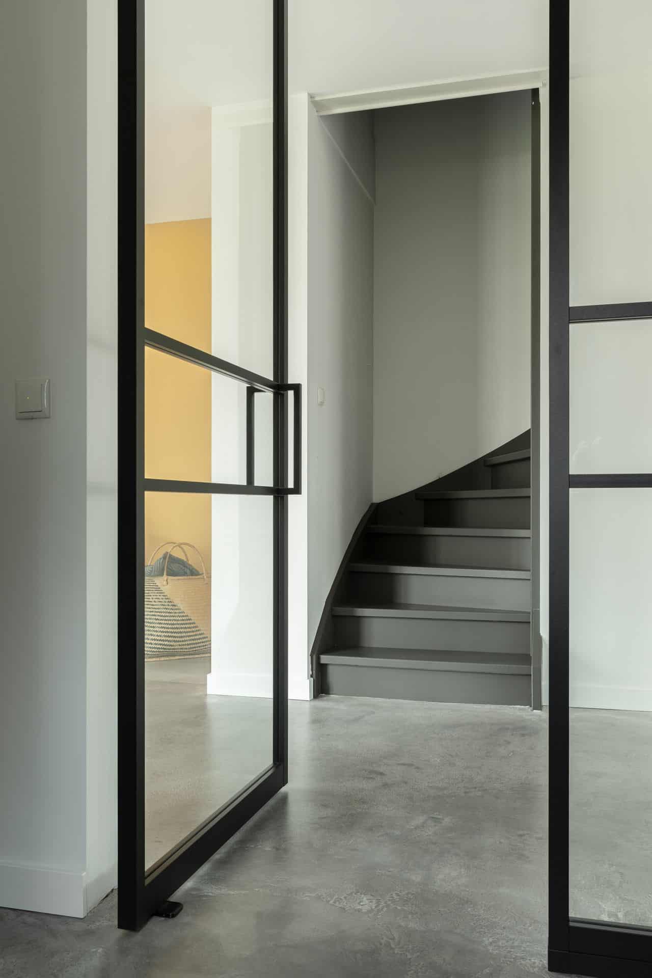 italiaanse betonlook vloer entree