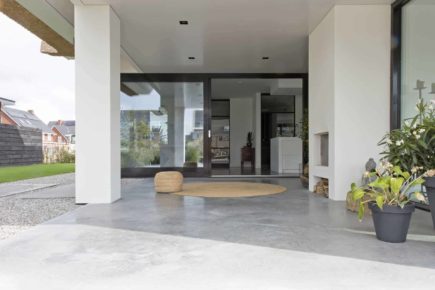 Gevlinderde woonbeton vloer in Oegstgeest